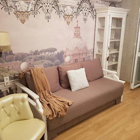 Comfort Apartment On Bogdanivska Street 7B Kiev Eksteriør billede