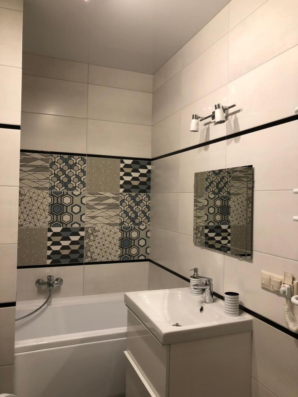 Comfort Apartment On Bogdanivska Street 7B Kiev Eksteriør billede