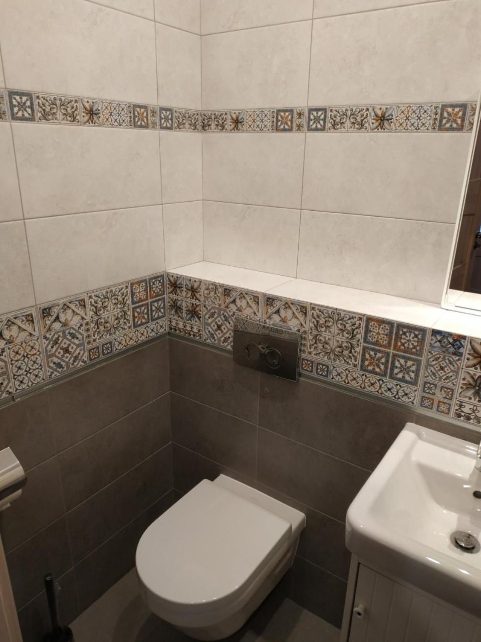 Comfort Apartment On Bogdanivska Street 7B Kiev Eksteriør billede