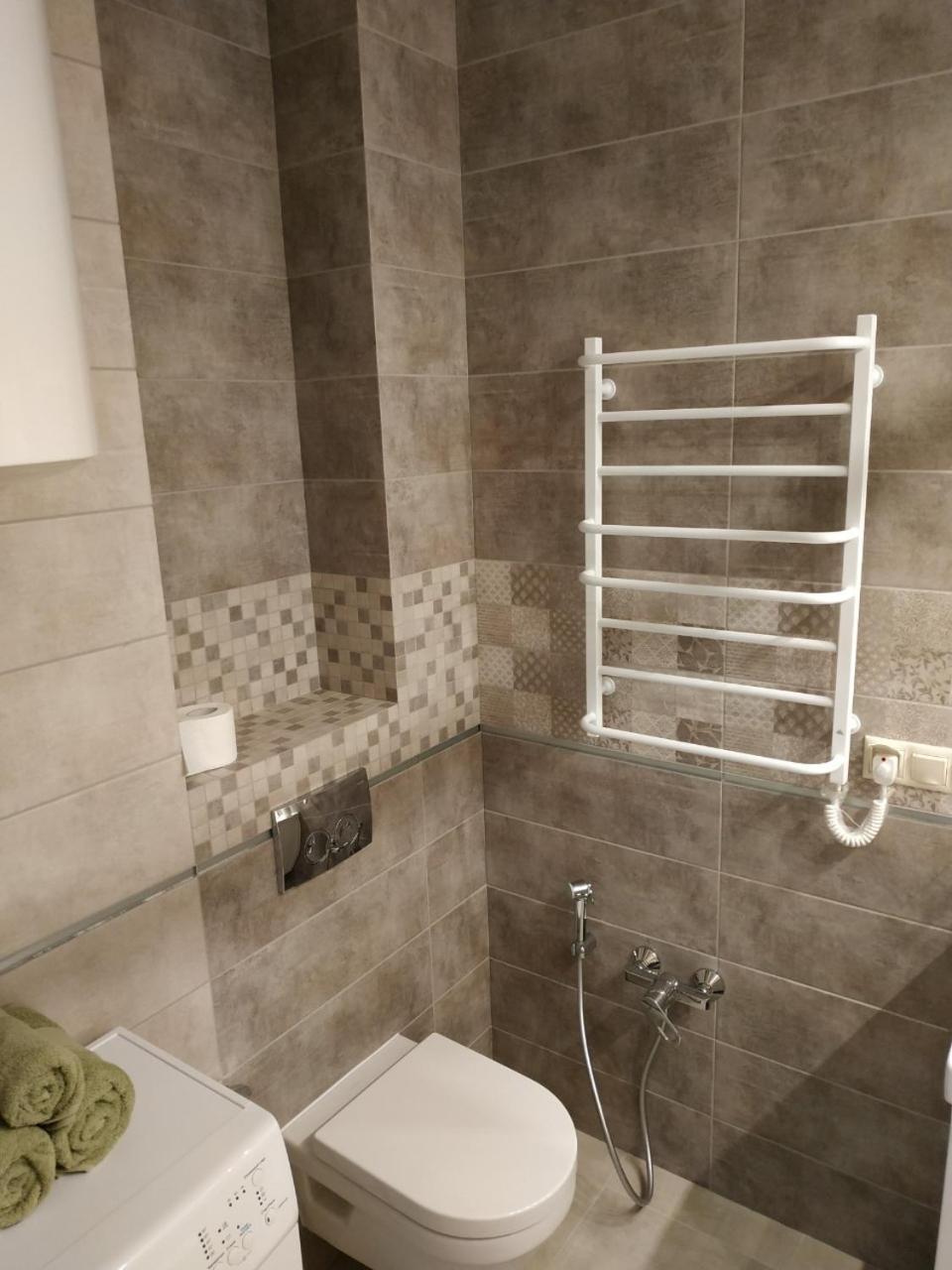 Comfort Apartment On Bogdanivska Street 7B Kiev Eksteriør billede