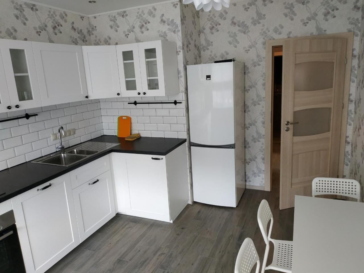 Comfort Apartment On Bogdanivska Street 7B Kiev Eksteriør billede