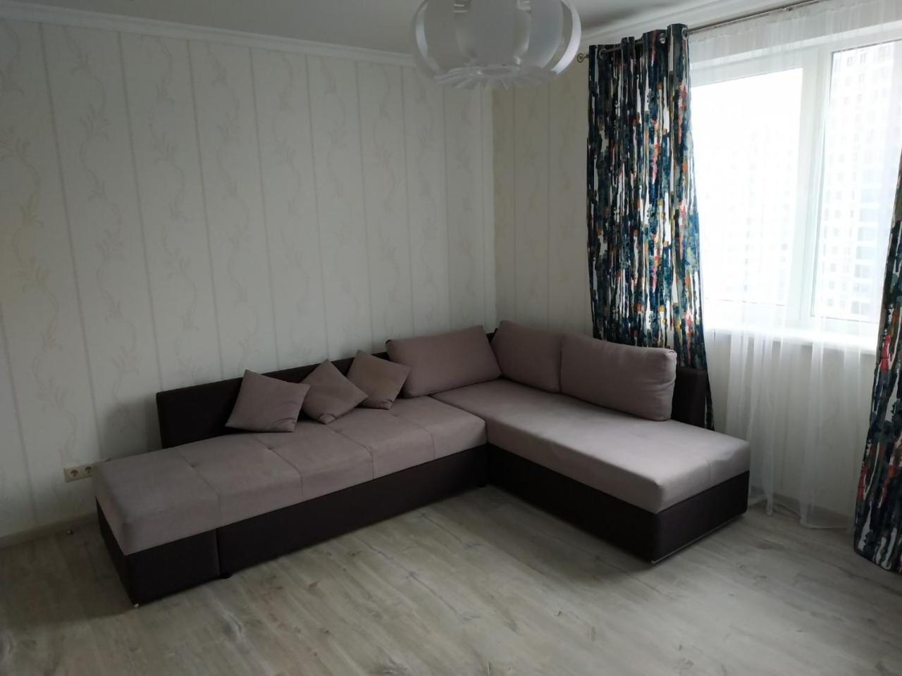 Comfort Apartment On Bogdanivska Street 7B Kiev Eksteriør billede