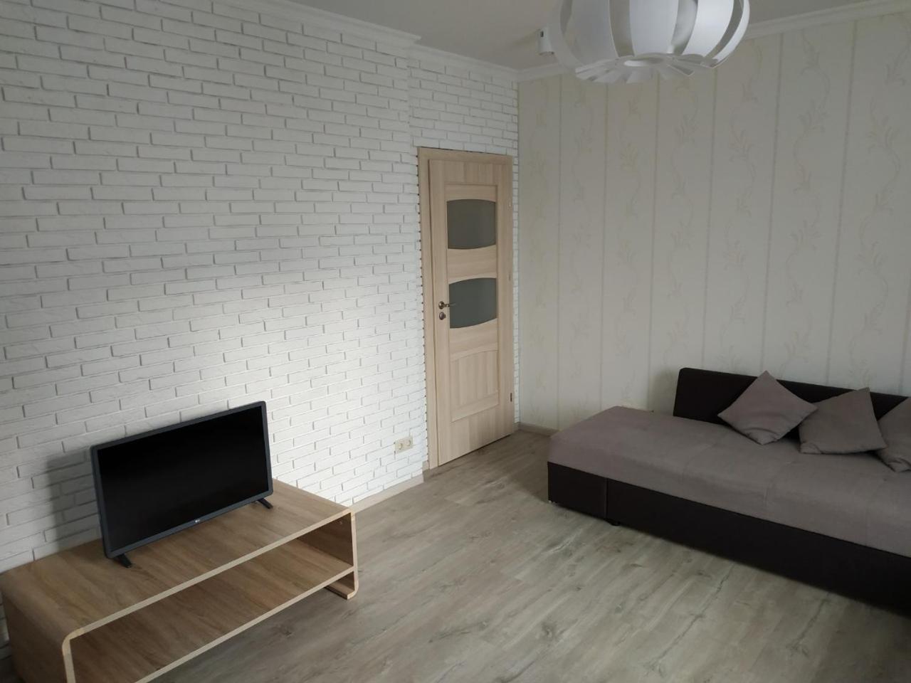 Comfort Apartment On Bogdanivska Street 7B Kiev Eksteriør billede