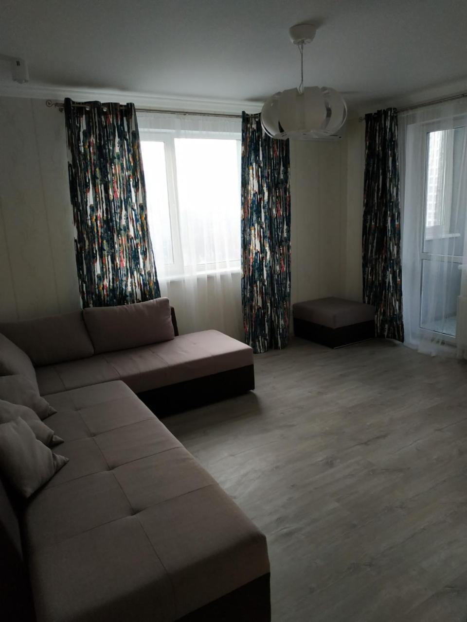 Comfort Apartment On Bogdanivska Street 7B Kiev Eksteriør billede